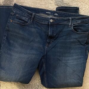 Women's Old Navy Mid-Rise Rockstar Super Skinny Jeans - Size 18